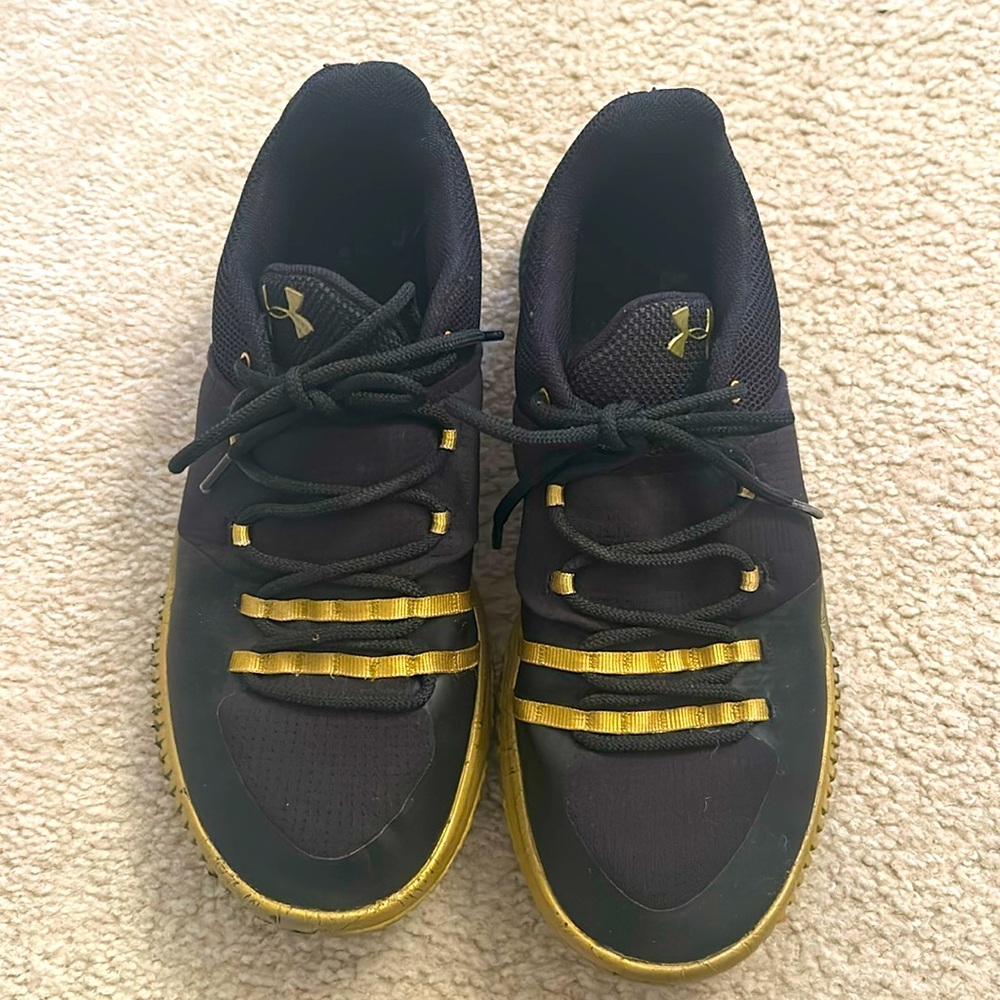 Under armour men’s shoes
